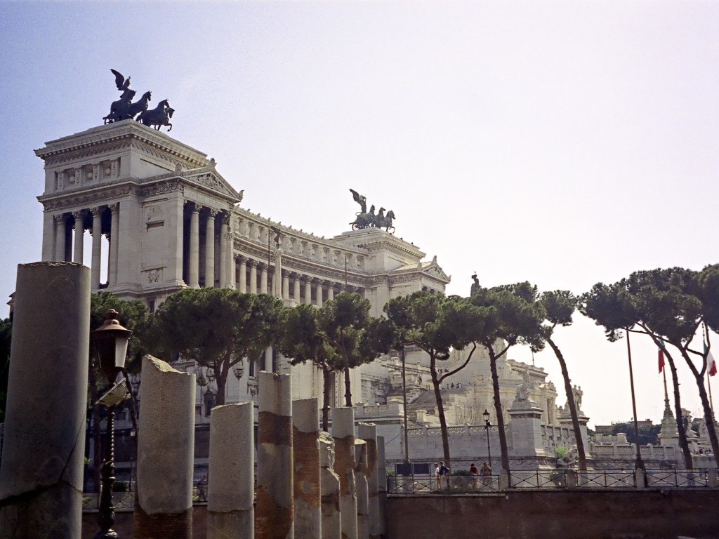 The "Vittoriano" and the neighbouring Forum