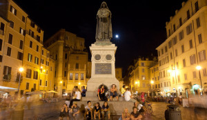 The Square by night and Giordano Bruno, standing in defiance of the Vatican